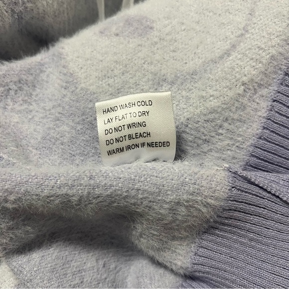 Nikka K Olive Juniors Large Lavender Full Button Smiley Faces Cardigan Sweater - Picture 7 of 7